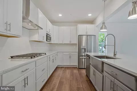 Kitchen - 721 Nollmeyer Rd, Middle River, MD 21220 photo 3 of 3