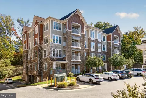 13 Clay Lodge Ln #203, Catonsville, MD 21228