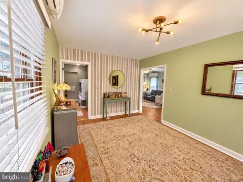Entry Way - 3690 Galloway Rd, Middle River, MD 21220 photo 6 of 9