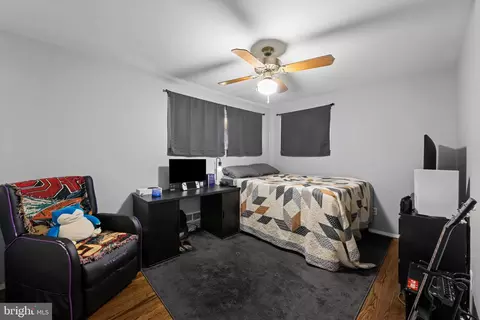 Bedroom - 4226 Darleigh Rd, Nottingham, MD 21236 photo 3 of 6