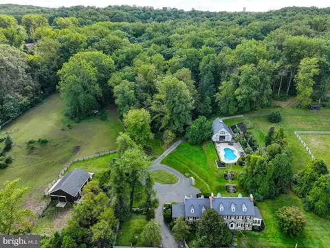 View/Area - 12801 Harford Rd, Hydes, MD 21082 photo 4 of 9