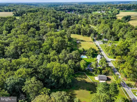 View/Area - 12801 Harford Rd, Hydes, MD 21082 photo 1 of 9