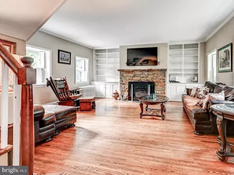 Living - 12801 Harford Rd, Hydes, MD 21082 photo 2 of 3