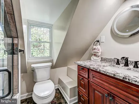 Bath - 12801 Harford Rd, Hydes, MD 21082 photo 3 of 4