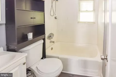Bath - 407 Maple Ln, Dundalk, MD 21222 photo 1 of 1