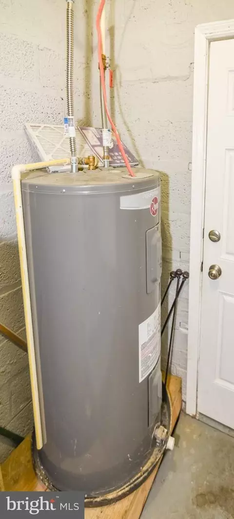 Other - 407 Maple Ln, Dundalk, MD 21222 photo 12 of 17