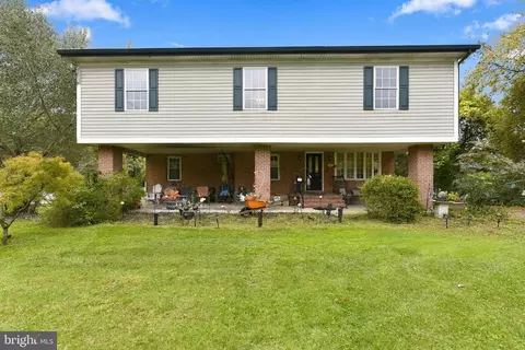711 Sterling Ave, Middle River, MD 21220 photo 2