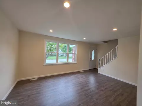 Living - 3426 Kimble Rd, Windsor Mill, MD 21244 photo 4 of 4