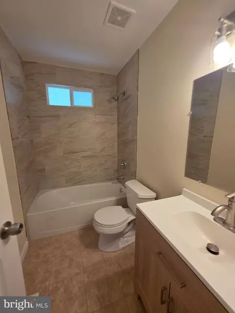 Bath - 3426 Kimble Rd, Windsor Mill, MD 21244 photo 1 of 5