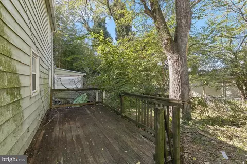 Exterior - 105 Baltimore Ave, Halethorpe, MD 21227 photo 1 of 3