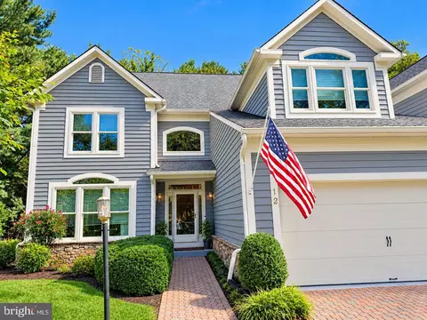 12 Spyglass Ct, Timonium, MD 21093