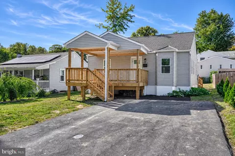 Exterior - 3806 Baltimore St, Halethorpe, MD 21227 photo 9 of 10