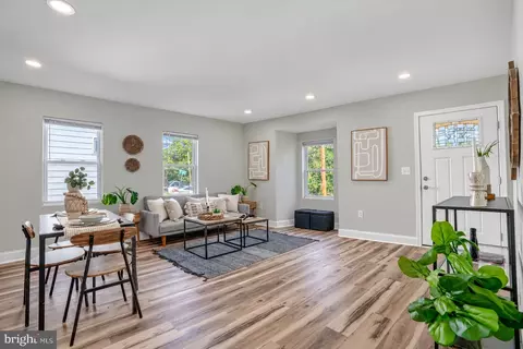 Living - 3806 Baltimore St, Halethorpe, MD 21227 photo 2 of 4