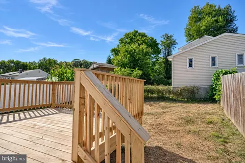Exterior - 3806 Baltimore St, Halethorpe, MD 21227 photo 3 of 10