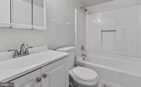 1 Windblown Ct #203, Baltimore, MD 21209 photo 3