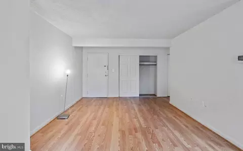 1 Windblown Ct #203, Baltimore, MD 21209 photo 4