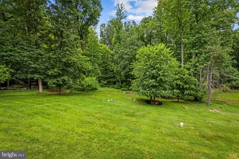 Exterior - 13608 Royal Crest Rd, Phoenix, MD 21131 photo 16 of 19