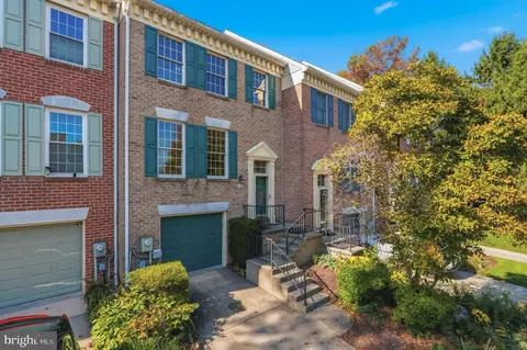 32 Goucher Woods Ct, Towson, MD 21286