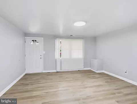 Living - 2716 Yarnall Rd, Halethorpe, MD 21227 photo 1 of 1