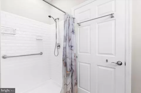 Bath - 5174 Brightleaf Ct #5174, Rosedale, MD 21237 photo 2 of 2