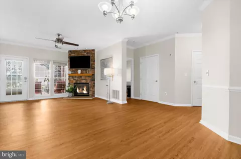Living - 5174 Brightleaf Ct #5174, Rosedale, MD 21237 photo 2 of 6
