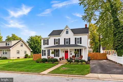 Exterior - 211 Hazel Ave, Lansdowne, MD 21227 photo 3 of 9