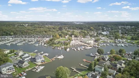 View/Area - 121 Mariners Point Dr, Middle River, MD 21220 photo 5 of 9