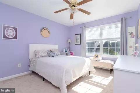 Bedroom - 5526 Edwin Ct, White Marsh, MD 21162 photo 2 of 10