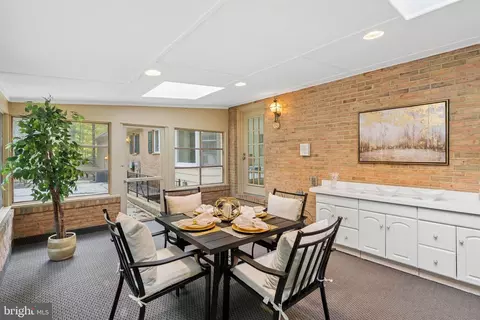 Dining - 300 Stonehurst Rd, Phoenix, MD 21131 photo 1 of 2
