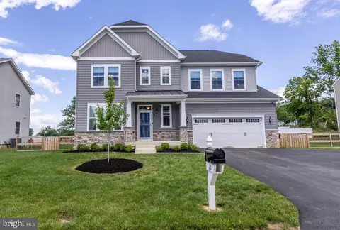 20 Jefferson Ave, Cockeysville, MD 21030