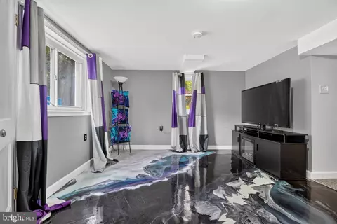 Other - 724 Charing Cross Rd, Baltimore, MD 21229 photo 12 of 15