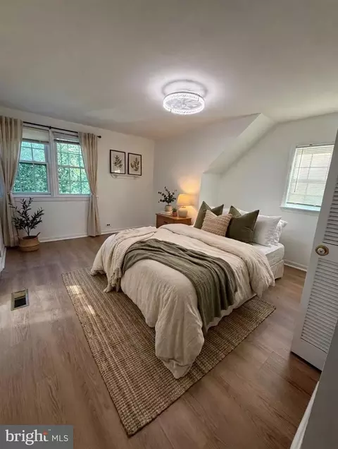 Bedroom - 7915 Rolling View Ave, Nottingham, MD 21236 photo 1 of 3