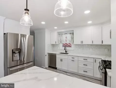 Kitchen - 5659 Braxfield Rd, Halethorpe, MD 21227 photo 2 of 2