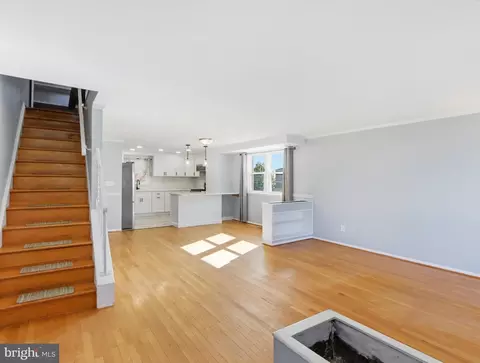Living - 5659 Braxfield Rd, Halethorpe, MD 21227 photo 1 of 7