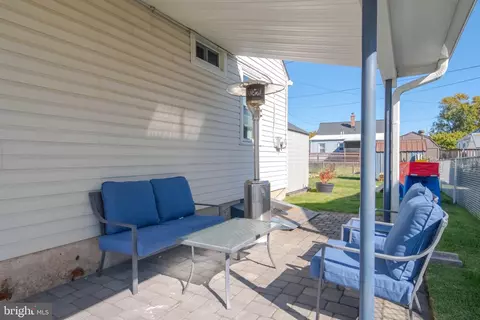 Exterior - 8228 Watersedge Rd, Dundalk, MD 21222 photo 3 of 8