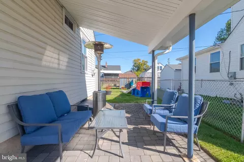 Exterior - 8228 Watersedge Rd, Dundalk, MD 21222 photo 2 of 8