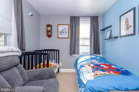 Bedroom - 8228 Watersedge Rd, Dundalk, MD 21222 photo 4 of 4