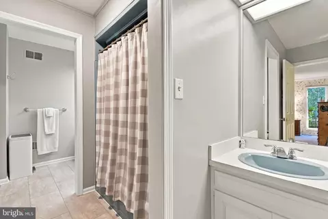 Bath - Undisclosed, Upperco, MD 21155 photo 1 of 2
