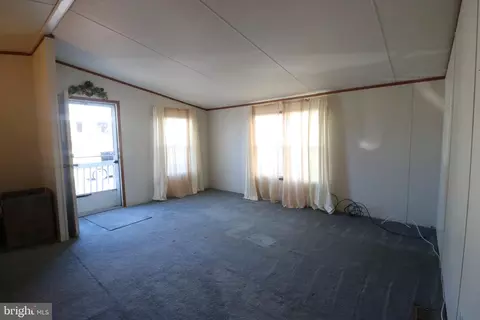 5 Cool Breeze Dr, Middle River, MD 21220 photo 18