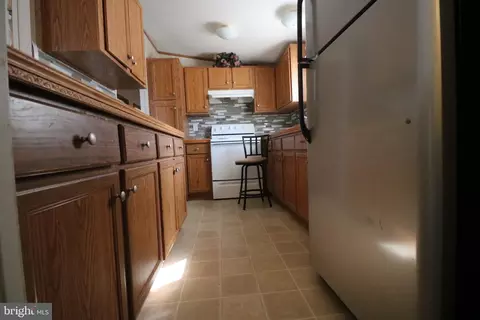 5 Cool Breeze Dr, Middle River, MD 21220 photo 15