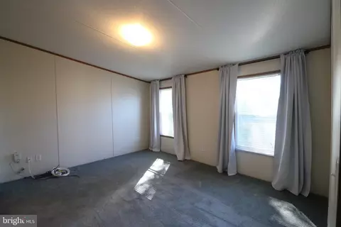 5 Cool Breeze Dr, Middle River, MD 21220 photo 5