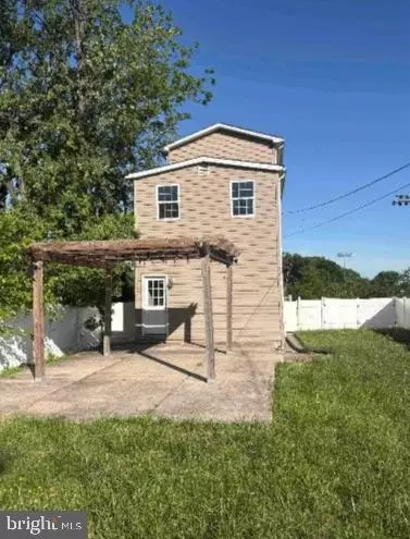7530 Marks Ave, Nottingham, MD 21236 photo 2