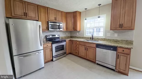 Kitchen - 36 Ketch Cay Ct, Middle River, MD 21220 photo 3 of 3