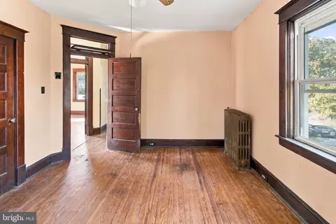 Bedroom - 6915 Beech Ave, Baltimore, MD 21206 photo 7 of 7