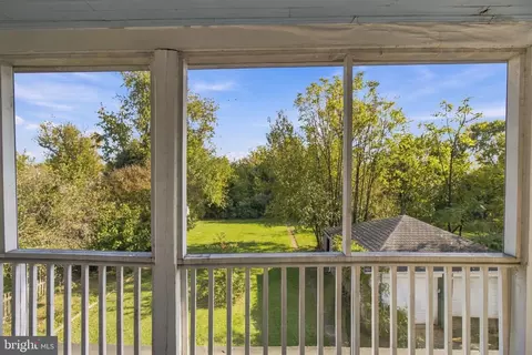 Exterior - 6915 Beech Ave, Baltimore, MD 21206 photo 6 of 12