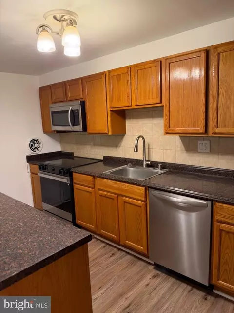 Kitchen - 1104 Circle Dr, Halethorpe, MD 21227 photo 1 of 1