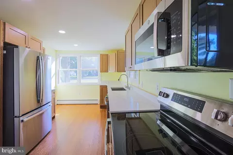 Kitchen - 4013 Klausmier Rd, Nottingham, MD 21236 photo 1 of 2