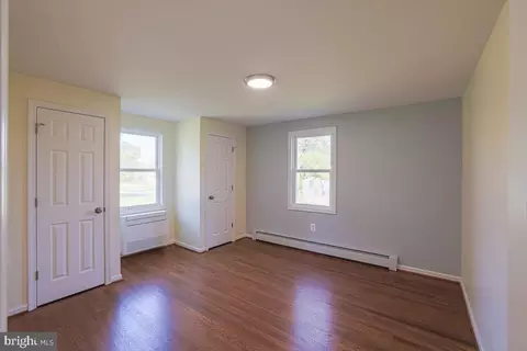 Bedroom - 4013 Klausmier Rd, Nottingham, MD 21236 photo 2 of 2