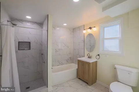Bath - 4013 Klausmier Rd, Nottingham, MD 21236 photo 2 of 6