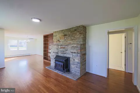 Living - 4013 Klausmier Rd, Nottingham, MD 21236 photo 1 of 7